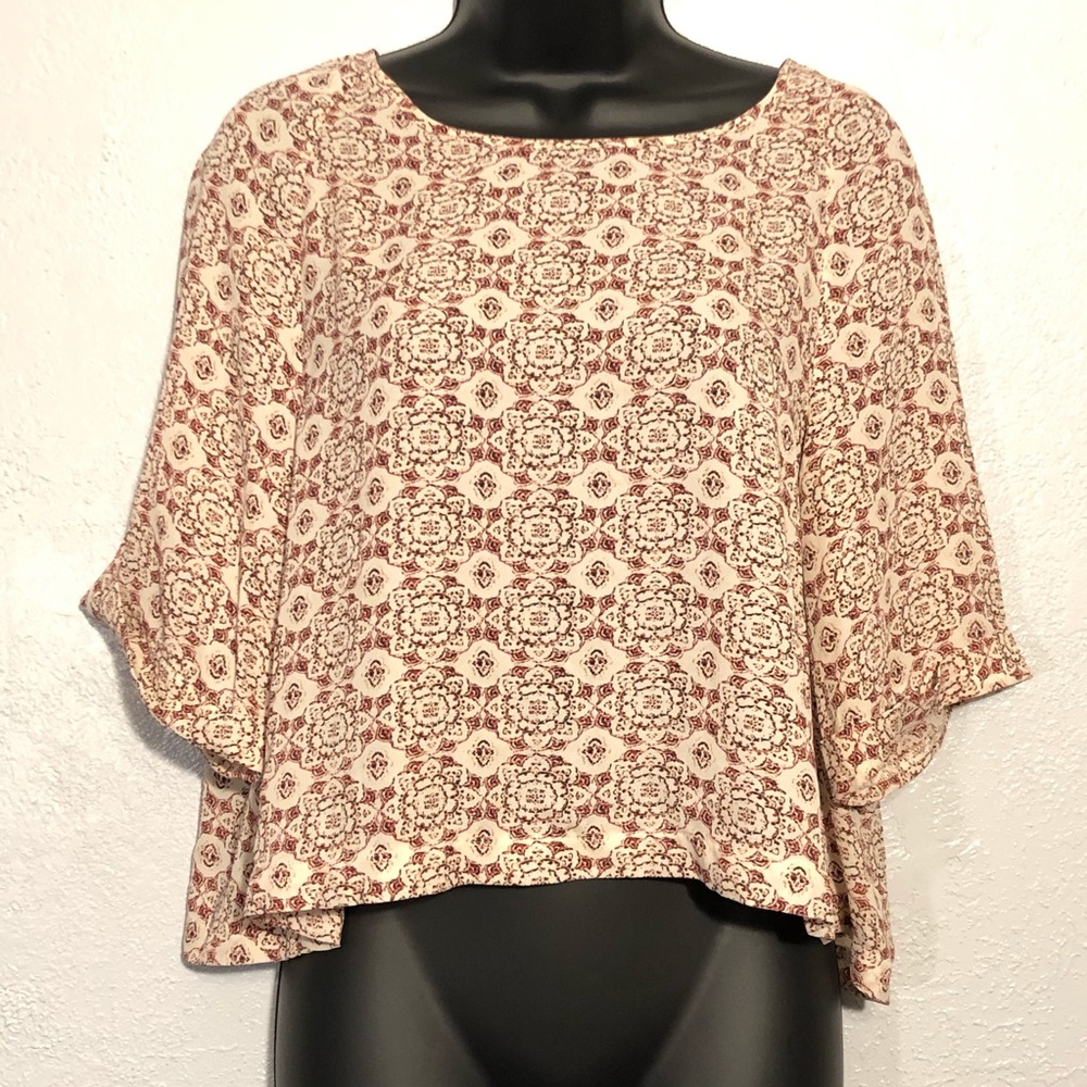 ABOUT A GIRL Los Angeles Crop shirt blouse Sz XS